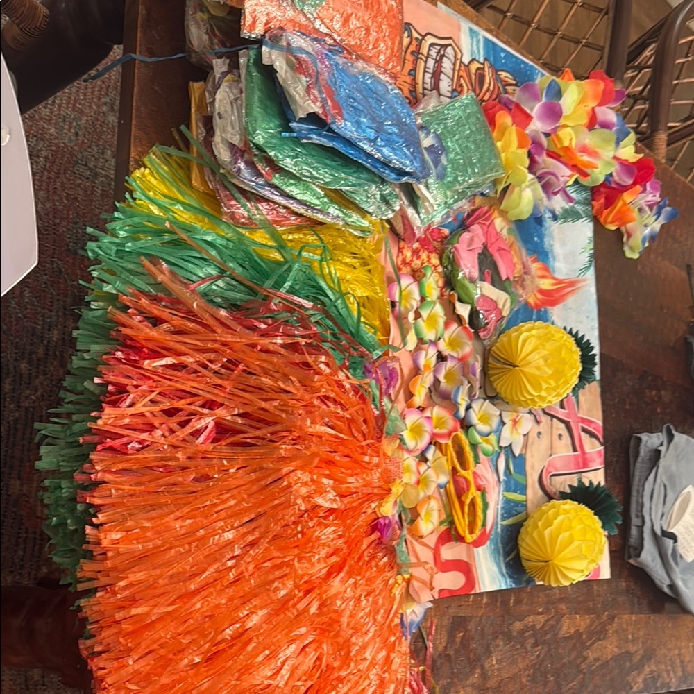 Luau Party Decor